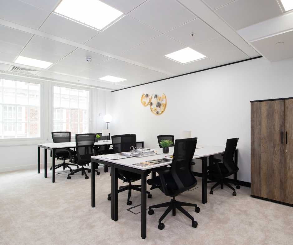 Mayfair - 20 Person Office - North Row