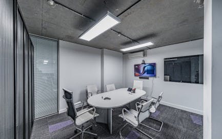 Old Street - 18 Person Office - Micawber Street 