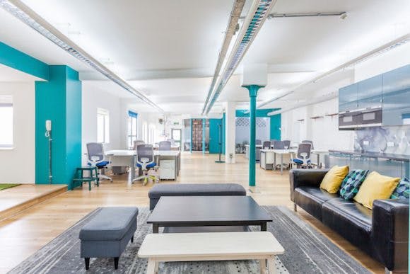 Shoreditch – 18 Person Office - Curtain Road
