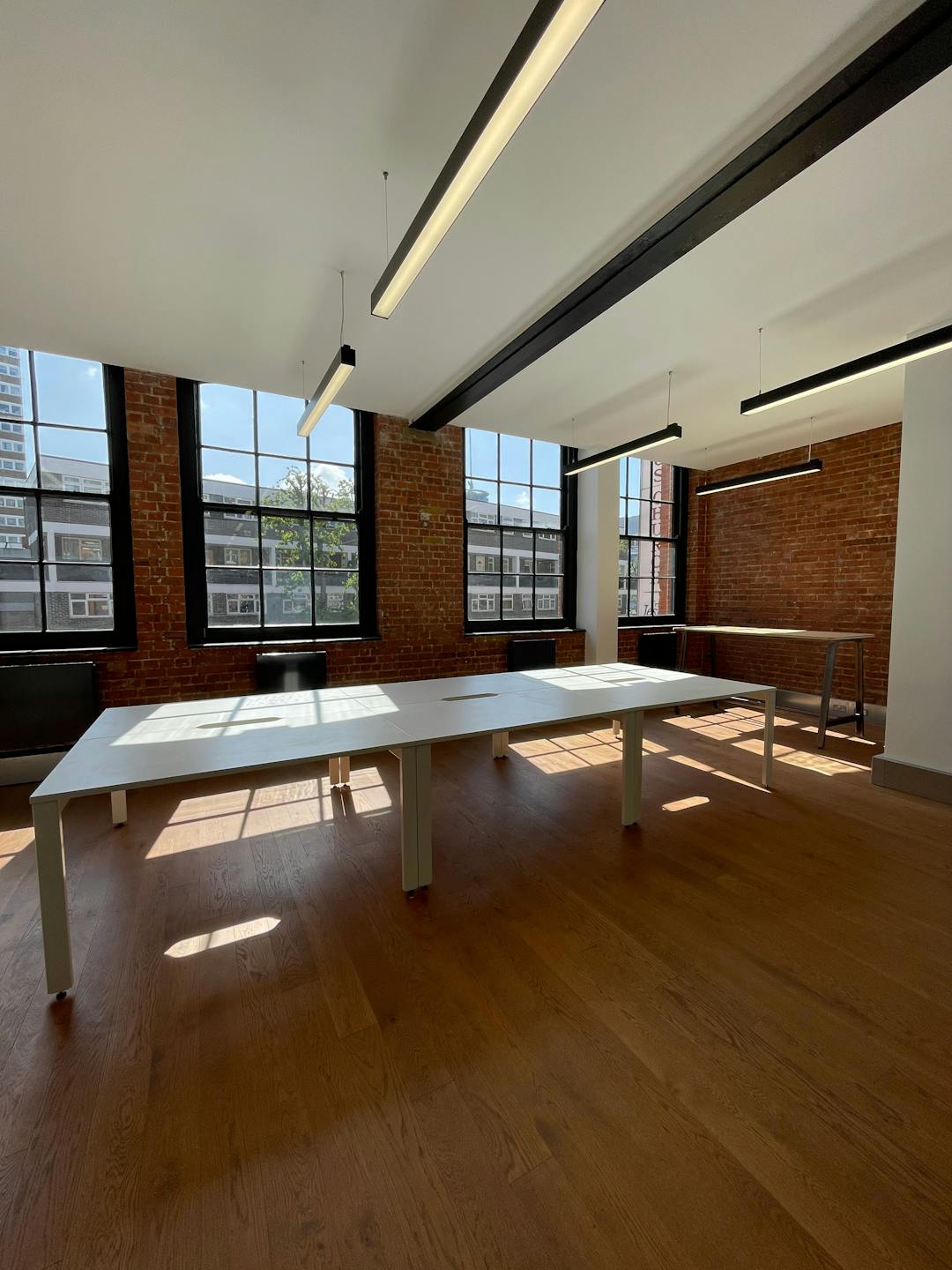 Shoreditch – 22 Person Office - East Road